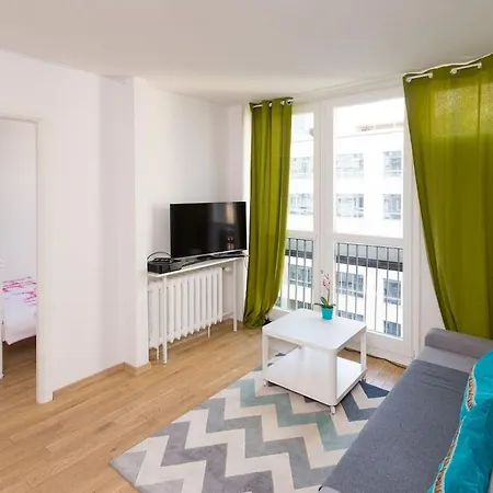 Center Palac Kultury Metro